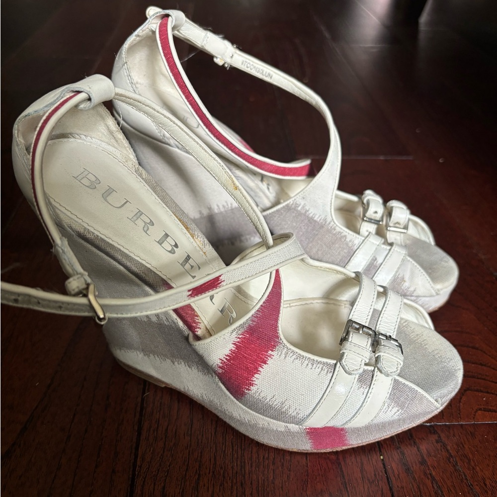 Women’s vintage Burberry wedges
